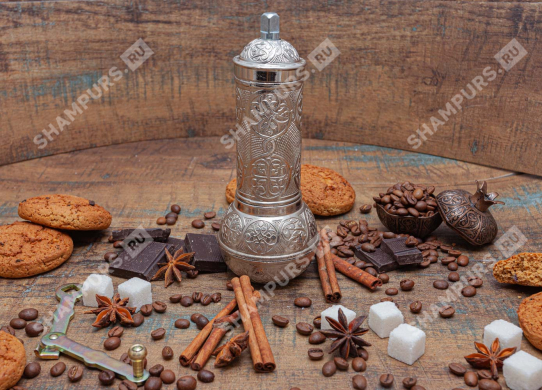 Армянская ручная кофемолка серебро