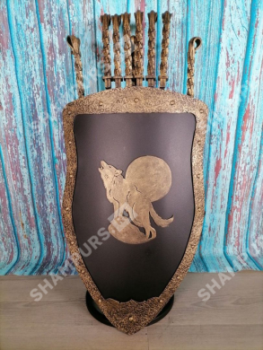 Каминный набор Щит-подставка Волк на 6 шампуров Монблан