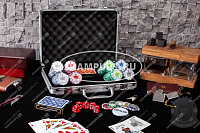 Набор покера Empire на 200 фишек с номиналом, в стальном кейсе с пластиковыми картами