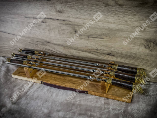 Разделочная доска с шампурами - Лошади